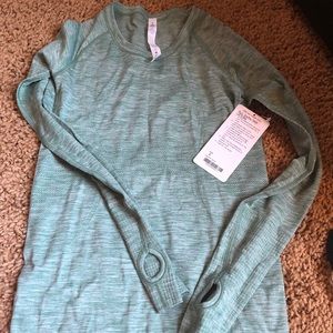 NWT lululemon vintage green swiftly LS